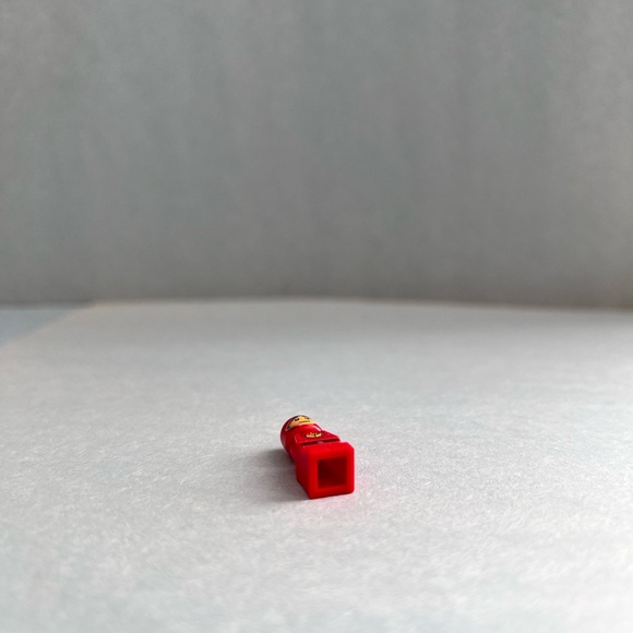 LEGO Games Microfigure Creationary Red - Picture 3 of 3
